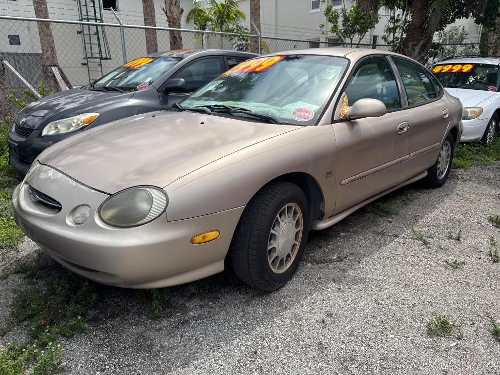 1998 Ford Taurus