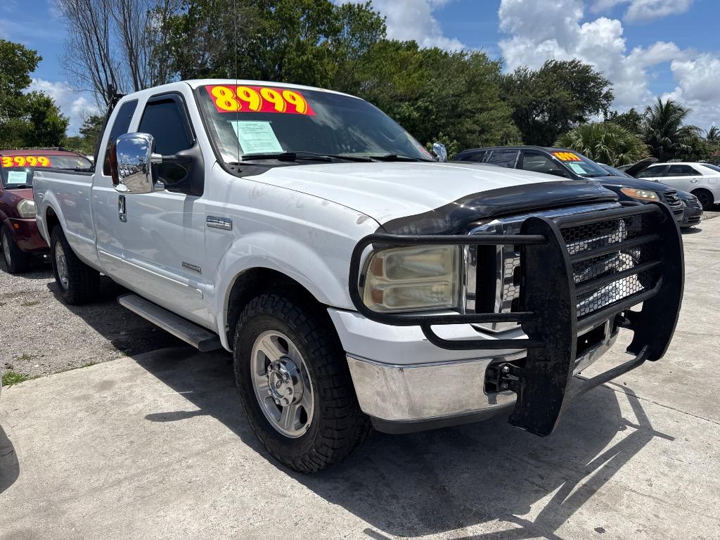 2005 Ford F-250 Super Duty Lariat's photo