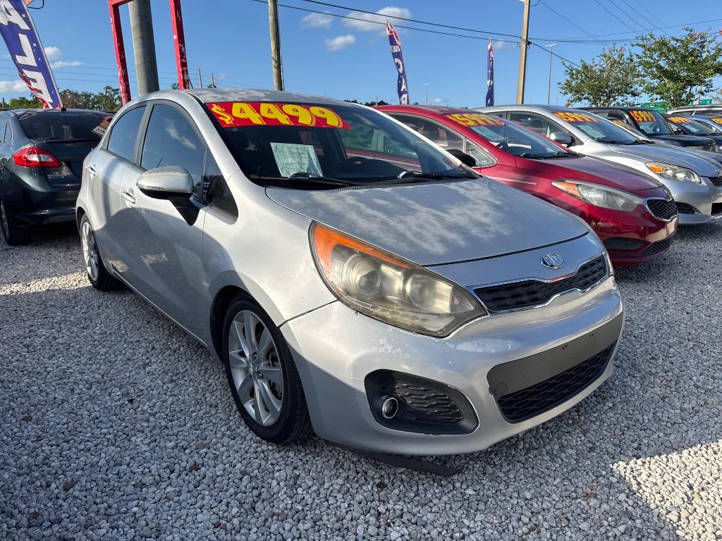 2012 Kia Rio's photo